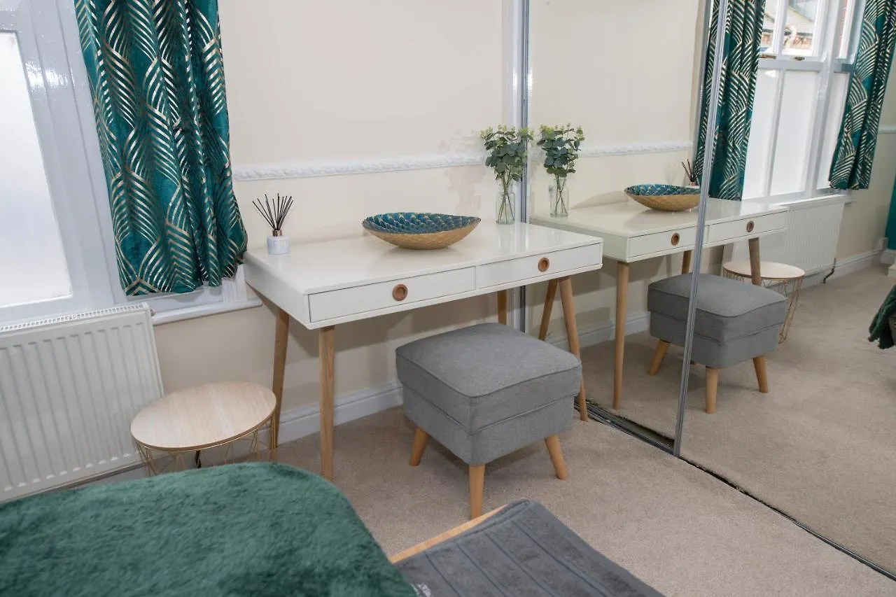 Villa Emmadale Bridington Town Centre Sleeps 10 Bridlington