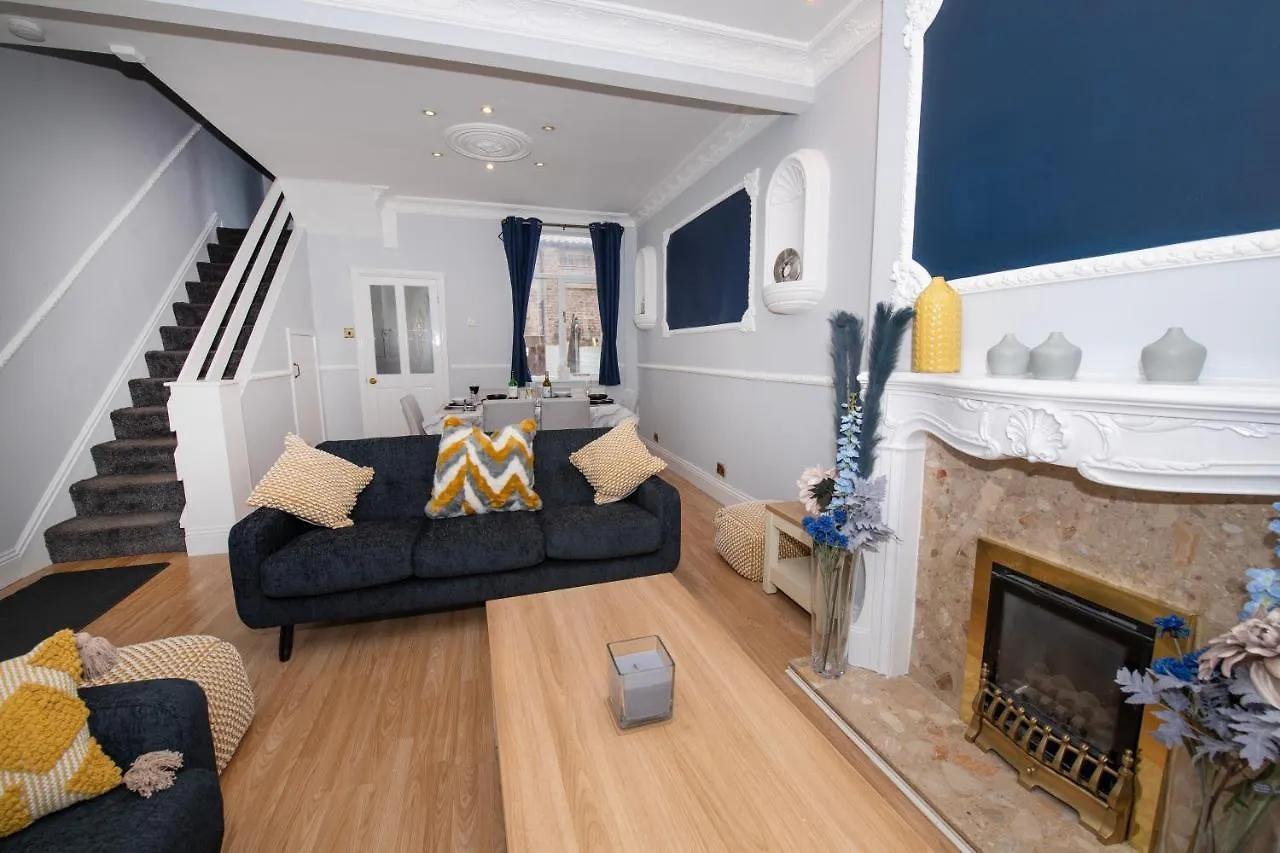 Villa Emmadale Bridington Town Centre Sleeps 10 Bridlington Ferienhaus